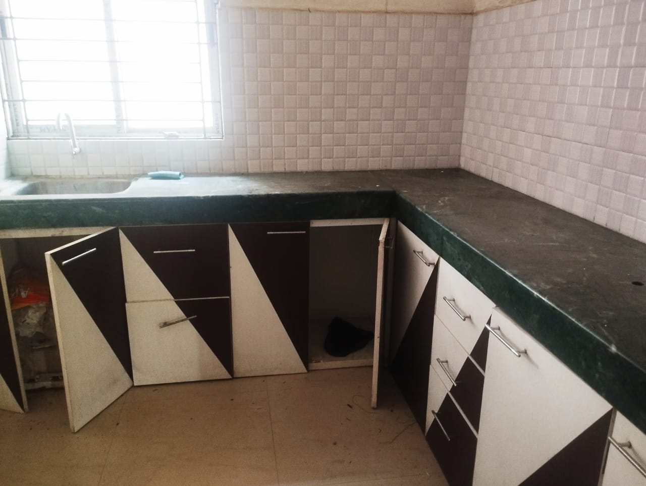 Unfurnished 3bhk in Guwahati Home, Udayan Path, Dwaraka Nagar, Bormotoria, Guwahati, Assam, India for Rent